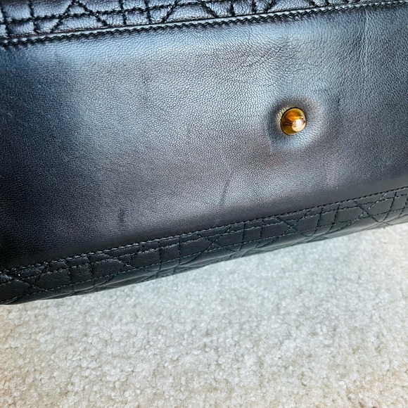 Vintage Large Dior Lady Dior in Lambskin - Picture 4 of 16